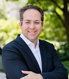 Headshot of Eli Lesser