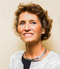 Headshot of Catherine Carr